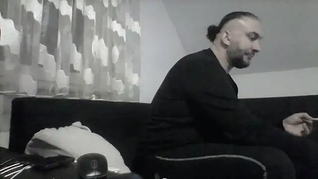 Snapshot of NewyorkDimi chatting on March 23, 2025, 4:38 am NewyorkDimi online show from March 23, 2025, 4:38 am