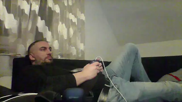 Snapshot of NewyorkDimi chatting on March 1, 2025, 2:37 am NewyorkDimi online show from March 1, 2025, 2:37 am