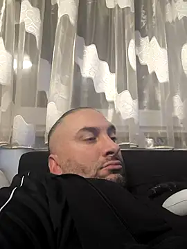 Snapshot of NewyorkDimi chatting on October 16, 2025, 12:19 am NewyorkDimi online show from October 16, 2025, 12:19 am