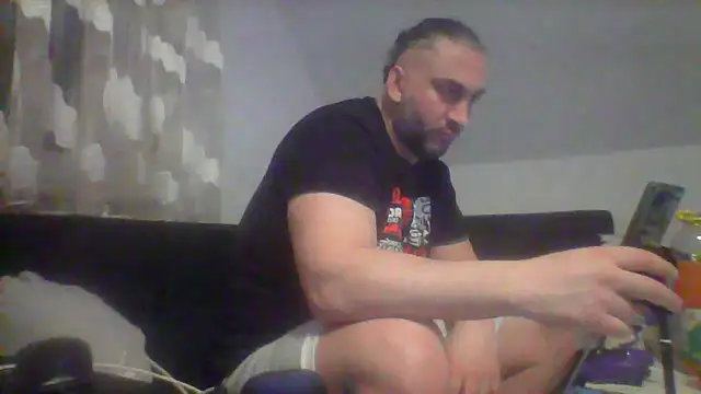 Snapshot of NewyorkDimi chatting on February 10, 2025, 11:45 pm NewyorkDimi online show from February 10, 2025, 11:45 pm