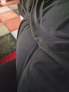 Warumnicht1980 online show from November 8, 2025, 5:22 am