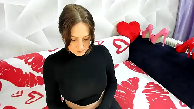 Sweet Lanaaaaa online show from February 17, 2026, 2:03 pm