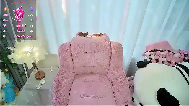 Snapshot of Xiaoyu-G chatting on December 19, 2025, 1:42 am Xiaoyu-G online show from December 19, 2025, 1:42 am