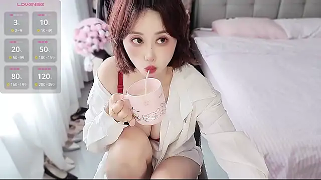 Xiaoyu-G online show from May 2, 2026, 1:44 am