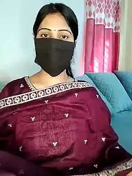 Snapshot of Kritika_Hotty chatting on March 14, 2025, 9:24 am Kritika Hotty online show from March 14, 2025, 9:24 am