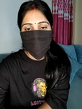 Snapshot of Kritika_Hotty chatting on March 18, 2025, 4:17 pm Kritika Hotty online show from March 18, 2025, 4:17 pm
