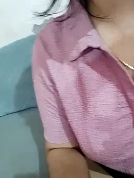 Snapshot of Kritika_Hotty chatting on October 6, 2025, 4:46 am Kritika Hotty online show from October 6, 2025, 4:46 am