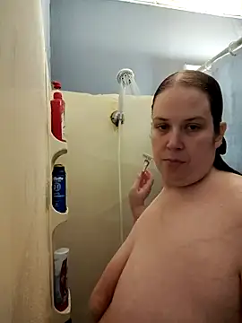 023Longandjuicy online show from November 27, 2025, 3:18 am