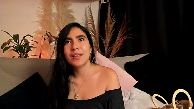 Serenity Day online show from March 5, 2026, 1:13 am