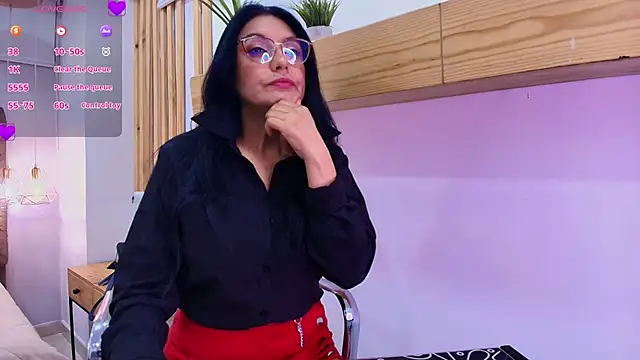 Zuzana21 online show from May 14, 2026, 12:46 pm