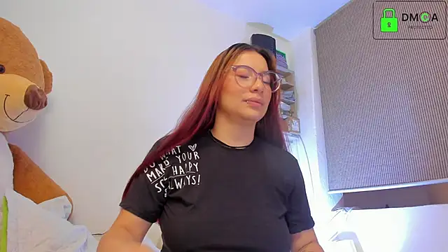 kathryn07 online show from March 18, 2025, 1:23 pm