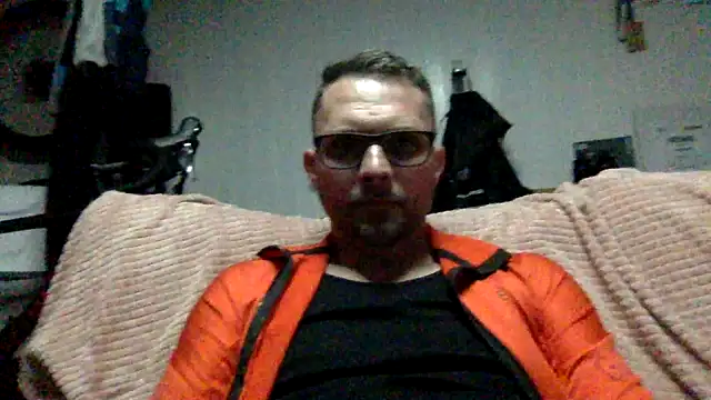 Snapshot of Perry_devot chatting on May 23, 2026, 8:52 pm Perry devot online show from May 23, 2026, 8:52 pm