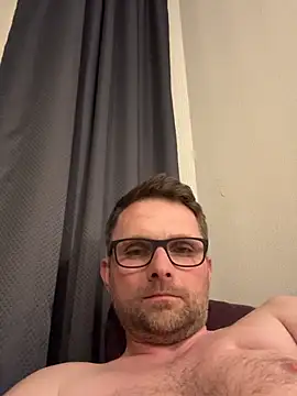 Snapshot of Perry_devot chatting on May 8, 2026, 9:07 pm Perry devot online show from May 8, 2026, 9:07 pm