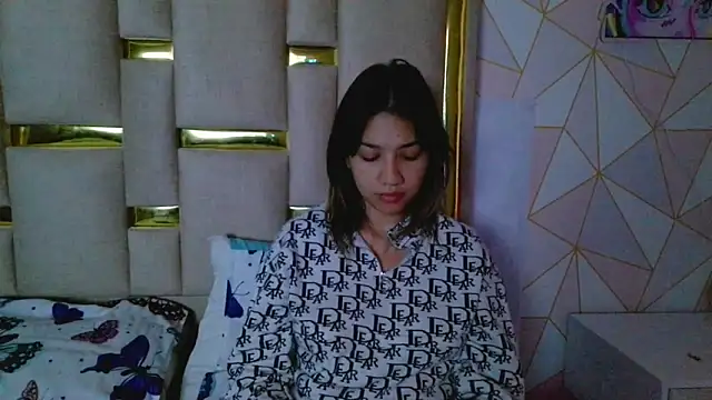 nina carther online show from December 20, 2025, 11:02 am