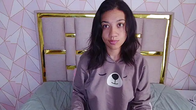 nina carther online show from April 22, 2026, 11:06 am