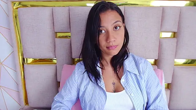 nina carther online show from April 16, 2026, 9:39 pm