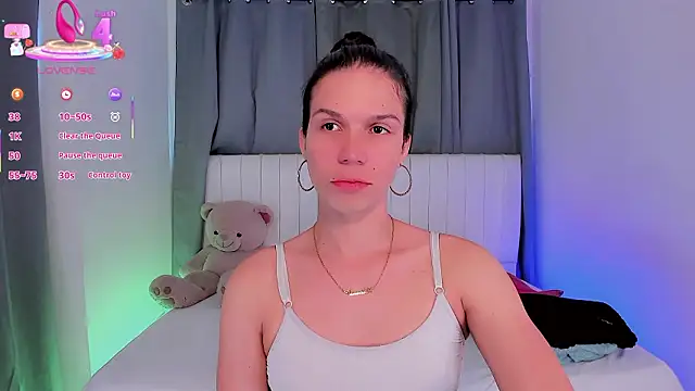 gatitavenecis online show from March 7, 2026, 8:25 pm