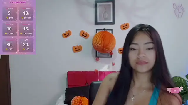 NatalyEscobar lx online show from October 24, 2025, 12:59 pm