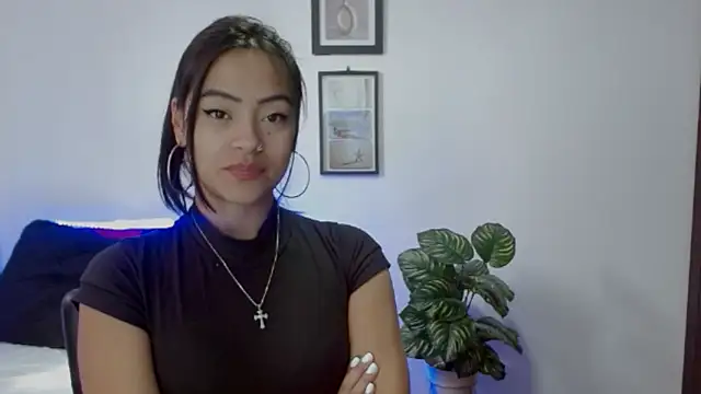 NatalyEscobar lx online show from March 19, 2026, 2:06 pm