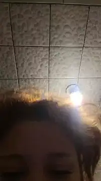 Snapshot of m0ondolly chatting on February 19, 2026, 6:32 am m0ondolly online show from February 19, 2026, 6:32 am