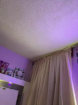 Snapshot of m0ondolly chatting on March 17, 2026, 6:49 am m0ondolly online show from March 17, 2026, 6:49 am