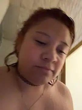 Snapshot of m0ondolly chatting on February 22, 2026, 6:05 am m0ondolly online show from February 22, 2026, 6:05 am