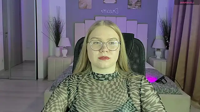 marydoji online show from January 13, 2025, 9:09 pm