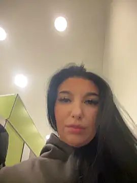 Tisha Busty online show from February 14, 2026, 1:33 pm