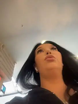 Tisha Busty online show from April 24, 2026, 1:46 pm