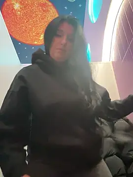 Tisha Busty online show from February 10, 2026, 12:48 pm