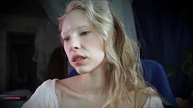  Phantom thread  online show from October 20, 2025, 8:48 am