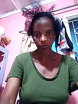 Snapshot of sweets_80 chatting on February 24, 2025, 3:44 am sweets 80 online show from February 24, 2025, 3:44 am