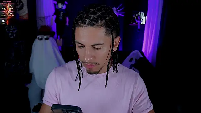 Aaronfox x online show from October 26, 2025, 10:37 am