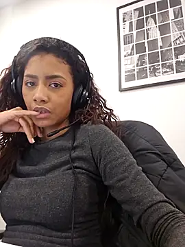 morena-399 online show from February 17, 2026, 5:54 pm