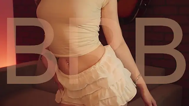 EllieCutes online show from September 14, 2025, 8:15 am