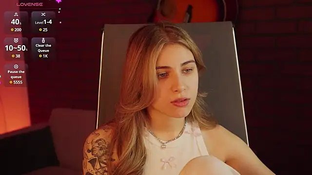 EllieCutes online show from March 10, 2025, 6:27 am