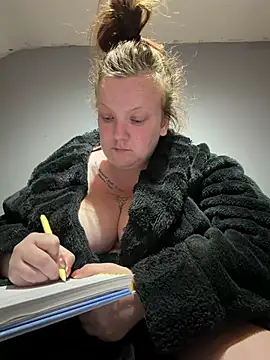 busty-bella1 online show from July 26, 2026, 8:38 pm