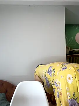 Elizabeth Dupont online show from October 1, 2025, 6:56 pm