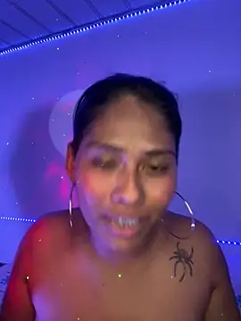 Snapshot of hurren_pasha chatting on December 12, 2024, 7:48 pm hurren pasha online show from December 12, 2024, 7:48 pm