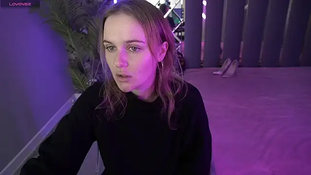 Snapshot of MaribelRiverr_ chatting on November 2, 2025, 6:29 am MaribelRiverr online show from November 2, 2025, 6:29 am