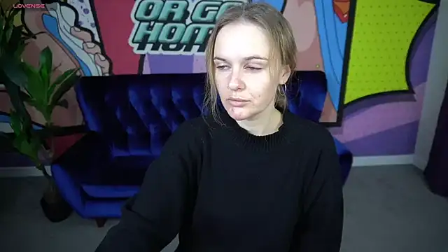 Snapshot of MaribelRiverr_ chatting on October 19, 2025, 5:54 am MaribelRiverr online show from October 19, 2025, 5:54 am