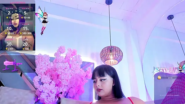 Snapshot of KimVelezz chatting on February 1, 2026, 2:43 am KimVelezz online show from February 1, 2026, 2:43 am