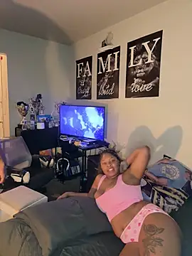 exotic  couple online show from October 29, 2025, 3:05 am