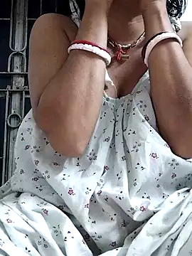 Snapshot of miss-Riy chatting on April 4, 2026, 5:30 pm miss-Riy online show from April 4, 2026, 5:30 pm