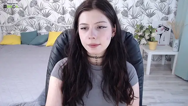 AliceWillsen online show from December 10, 2024, 9:01 am