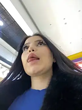 Snapshot of Chloe__Moon chatting on January 16, 2025, 3:34 pm Chloe Moon online show from January 16, 2025, 3:34 pm