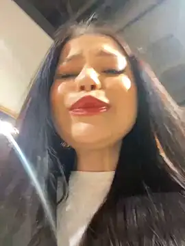 Snapshot of Chloe__Moon chatting on February 1, 2025, 6:08 pm Chloe Moon online show from February 1, 2025, 6:08 pm
