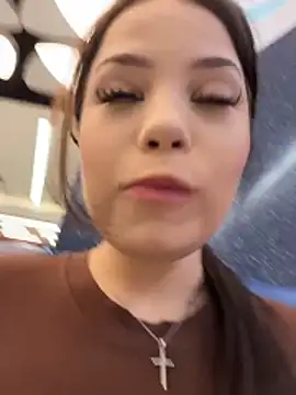 Chloe  Moon online show from April 3, 2026, 3:18 pm