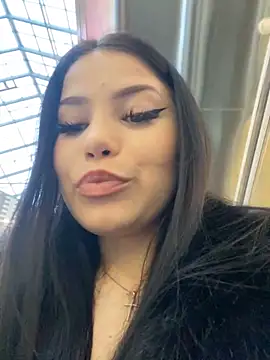 Snapshot of Chloe__Moon chatting on January 25, 2025, 12:47 pm Chloe Moon online show from January 25, 2025, 12:47 pm