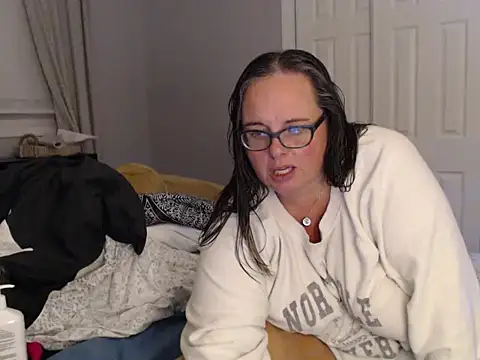 LauLauPAWG online show from October 13, 2025, 2:24 am